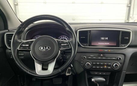KIA Sportage IV рестайлинг, 2020 год, 2 399 000 рублей, 10 фотография