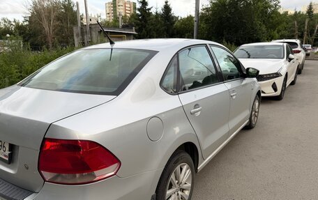 Volkswagen Polo VI (EU Market), 2013 год, 690 000 рублей, 2 фотография