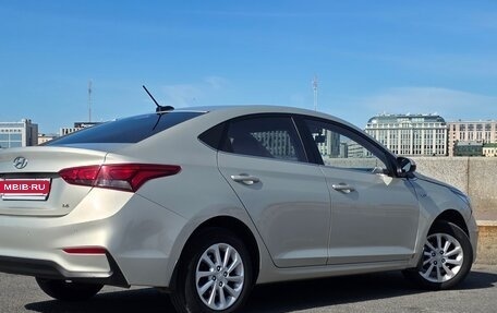 Hyundai Solaris II рестайлинг, 2018 год, 1 200 000 рублей, 7 фотография