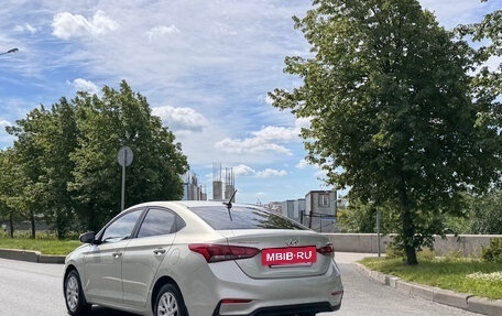 Hyundai Solaris II рестайлинг, 2018 год, 1 200 000 рублей, 8 фотография