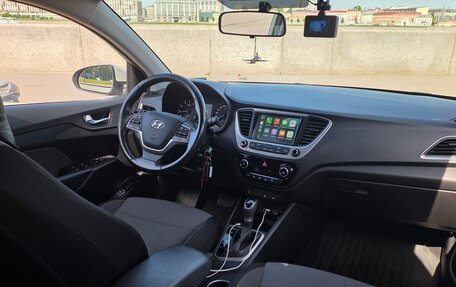 Hyundai Solaris II рестайлинг, 2018 год, 1 200 000 рублей, 9 фотография