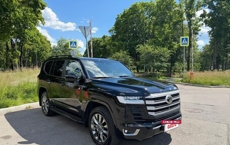 Toyota Land Cruiser, 2024 год, 11 500 000 рублей, 3 фотография