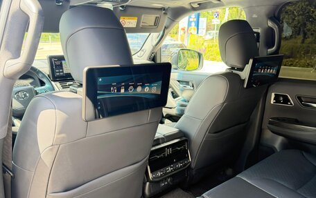 Toyota Land Cruiser, 2024 год, 11 500 000 рублей, 13 фотография
