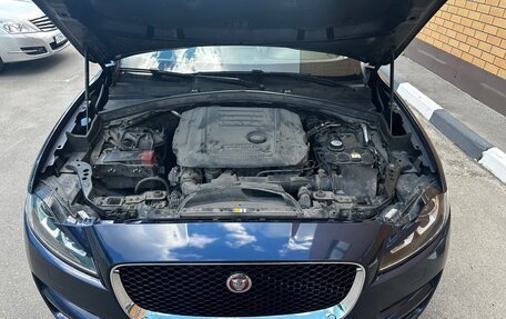 Jaguar F-Pace, 2017 год, 2 600 000 рублей, 22 фотография