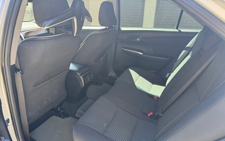 Toyota Camry, 2015 год, 2 100 000 рублей, 8 фотография