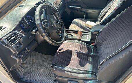 Toyota Camry, 2015 год, 2 100 000 рублей, 11 фотография