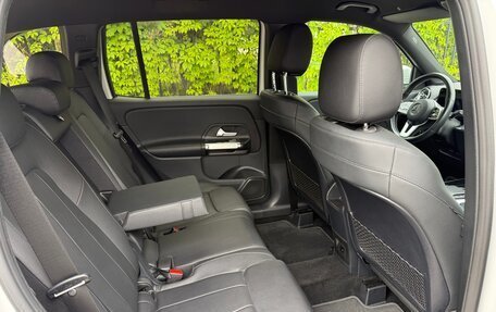 Mercedes-Benz GLB, 2021 год, 2 600 000 рублей, 10 фотография