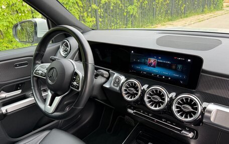 Mercedes-Benz GLB, 2021 год, 2 600 000 рублей, 12 фотография