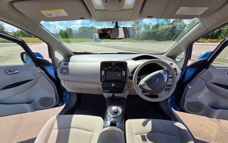 Nissan Leaf I, 2012 год, 750 000 рублей, 10 фотография