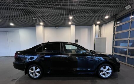 Volkswagen Jetta VI, 2016 год, 1 290 000 рублей, 2 фотография
