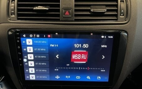 Volkswagen Jetta VI, 2016 год, 1 290 000 рублей, 13 фотография