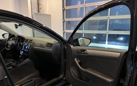 Volkswagen Jetta VI, 2016 год, 1 290 000 рублей, 25 фотография