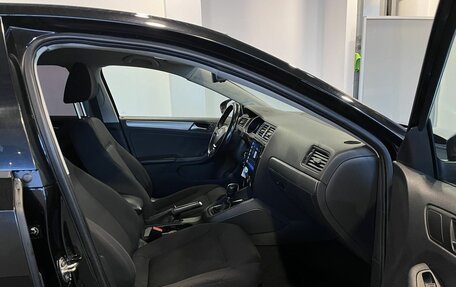 Volkswagen Jetta VI, 2016 год, 1 290 000 рублей, 27 фотография