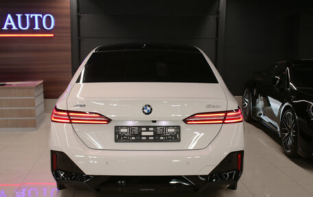 BMW 5 серия, 2025 год, 7 990 000 рублей, 4 фотография
