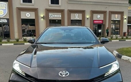 Toyota Camry, 2026 год, 4 100 000 рублей, 1 фотография