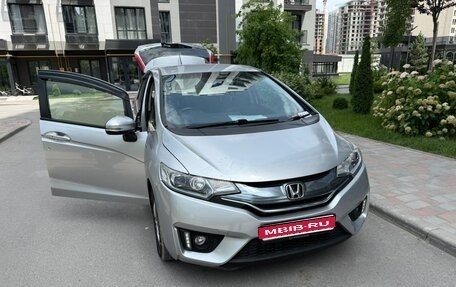 Honda Fit III, 2016 год, 740 000 рублей, 1 фотография