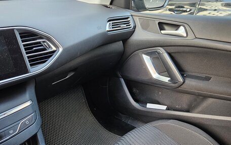 Peugeot 308 II, 2014 год, 568 000 рублей, 5 фотография