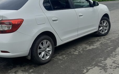 Renault Logan II, 2020 год, 980 000 рублей, 10 фотография