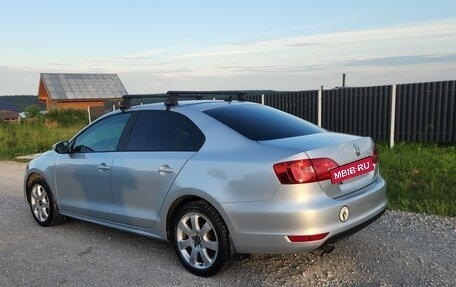 Volkswagen Jetta VI, 2011 год, 975 000 рублей, 18 фотография