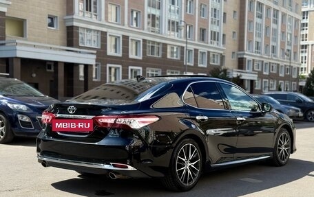Toyota Camry, 2023 год, 3 350 000 рублей, 3 фотография