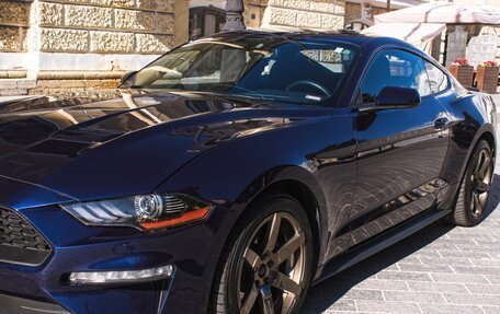 Ford Mustang VI рестайлинг, 2020 год, 3 200 000 рублей, 7 фотография