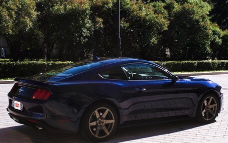 Ford Mustang VI рестайлинг, 2020 год, 3 200 000 рублей, 3 фотография