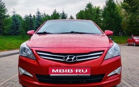 Hyundai Solaris II рестайлинг, 2015 год, 1 300 000 рублей, 3 фотография