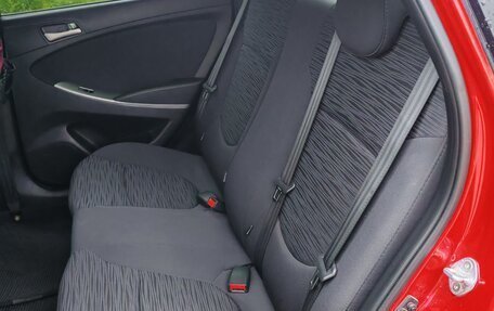 Hyundai Solaris II рестайлинг, 2015 год, 1 300 000 рублей, 13 фотография
