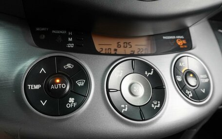 Toyota RAV4, 2006 год, 999 000 рублей, 12 фотография