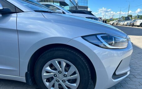 Hyundai Elantra VI рестайлинг, 2018 год, 1 392 000 рублей, 5 фотография