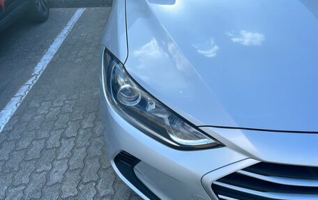 Hyundai Elantra VI рестайлинг, 2018 год, 1 392 000 рублей, 4 фотография