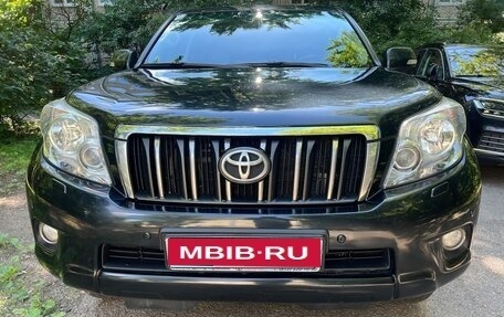 Toyota Land Cruiser Prado 150 рестайлинг 2, 2011 год, 2 400 000 рублей, 1 фотография