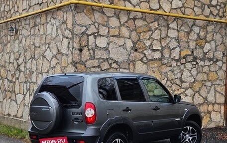 Chevrolet Niva I рестайлинг, 2016 год, 500 000 рублей, 2 фотография