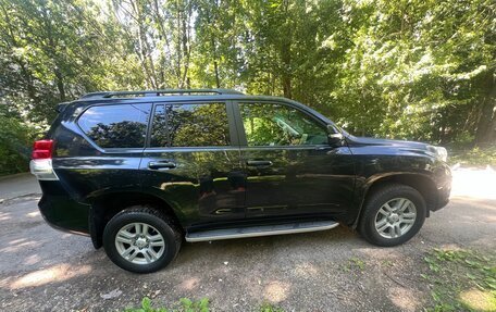 Toyota Land Cruiser Prado 150 рестайлинг 2, 2011 год, 2 400 000 рублей, 4 фотография