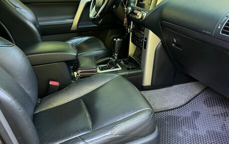Toyota Land Cruiser Prado 150 рестайлинг 2, 2011 год, 2 400 000 рублей, 14 фотография