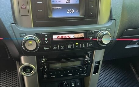 Toyota Land Cruiser Prado 150 рестайлинг 2, 2011 год, 2 400 000 рублей, 10 фотография