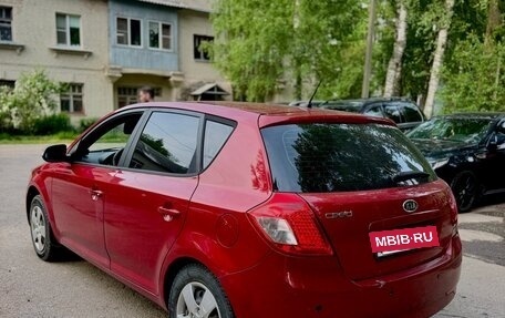 KIA cee'd I рестайлинг, 2010 год, 600 000 рублей, 4 фотография