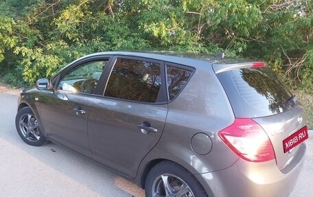 KIA cee'd I рестайлинг, 2011 год, 740 000 рублей, 9 фотография