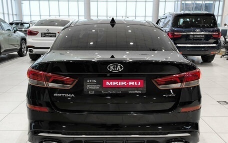KIA Optima IV, 2018 год, 2 115 000 рублей, 10 фотография