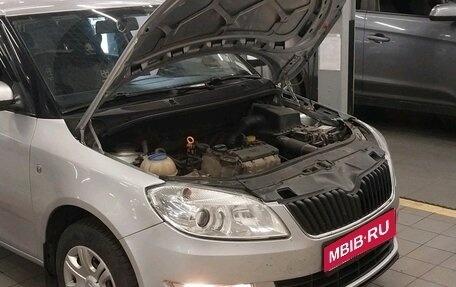 Skoda Fabia II, 2013 год, 439 000 рублей, 1 фотография