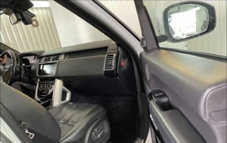 Land Rover Range Rover IV рестайлинг, 2013 год, 3 900 000 рублей, 4 фотография