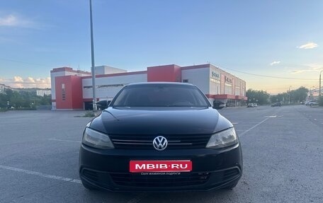 Volkswagen Jetta VI, 2013 год, 780 000 рублей, 1 фотография