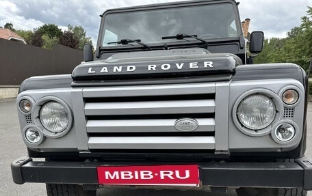 Land Rover Defender I, 2008 год, 4 000 000 рублей, 2 фотография