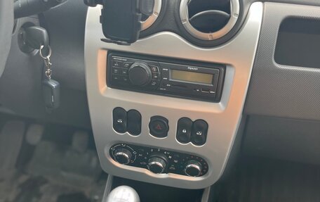 Renault Sandero II рестайлинг, 2014 год, 595 000 рублей, 17 фотография