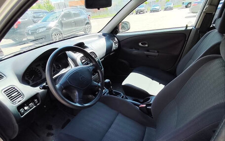 Mitsubishi Carisma I, 2003 год, 420 000 рублей, 18 фотография