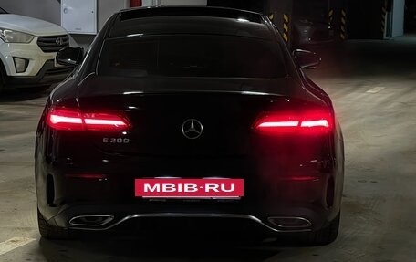 Mercedes-Benz E-Класс, 2020 год, 4 200 000 рублей, 9 фотография
