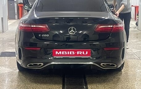 Mercedes-Benz E-Класс, 2020 год, 4 200 000 рублей, 12 фотография