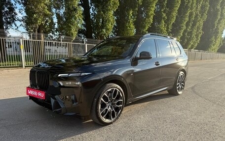 BMW X7, 2023 год, 13 400 000 рублей, 3 фотография