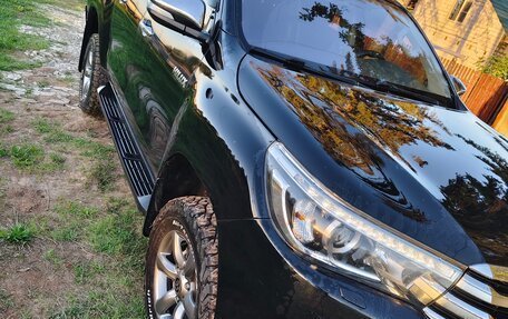 Toyota Hilux VIII, 2016 год, 3 100 000 рублей, 2 фотография