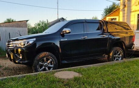 Toyota Hilux VIII, 2016 год, 3 100 000 рублей, 11 фотография